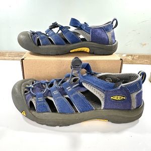 KEEN Newport H2 Waterproof Sandals Shoes Navy Blue Big Kid Youth Size 6 1009962